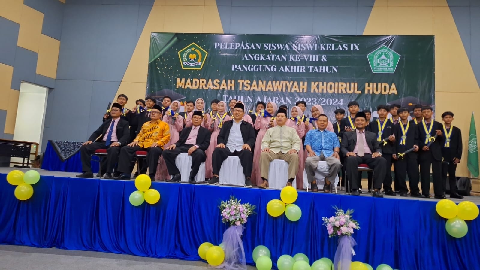 Kegiatan Pelepasan Siswa MTs